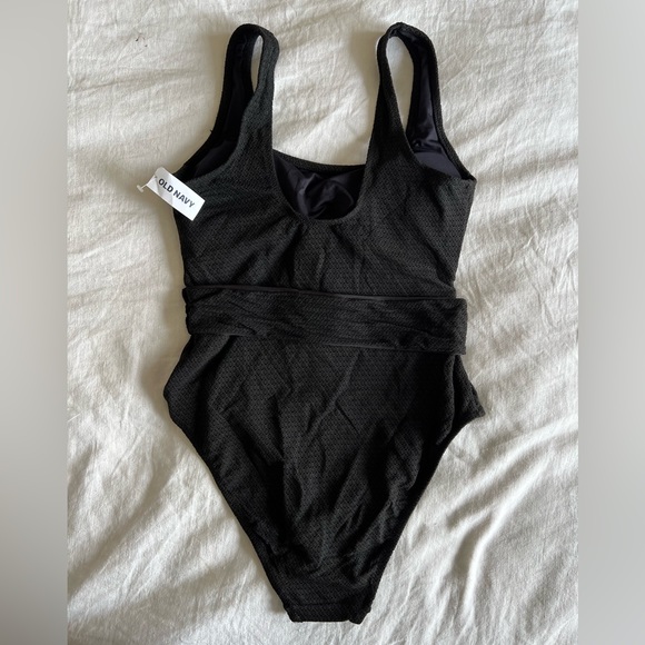 Old navy belted one piece swim (L) NWT - Picture 2 of 2